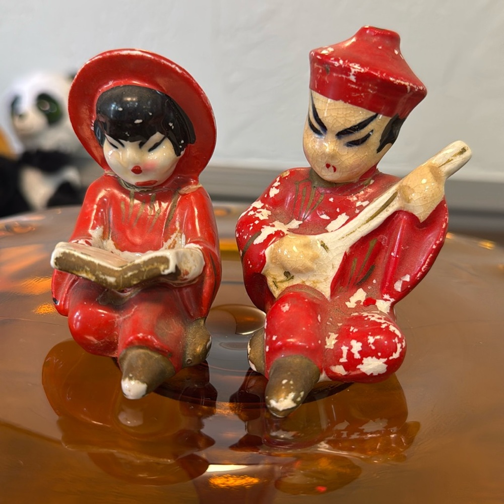 Vintage ENESCO Japan 50s Salt And Pepper Shakers man and woman storage cleanout